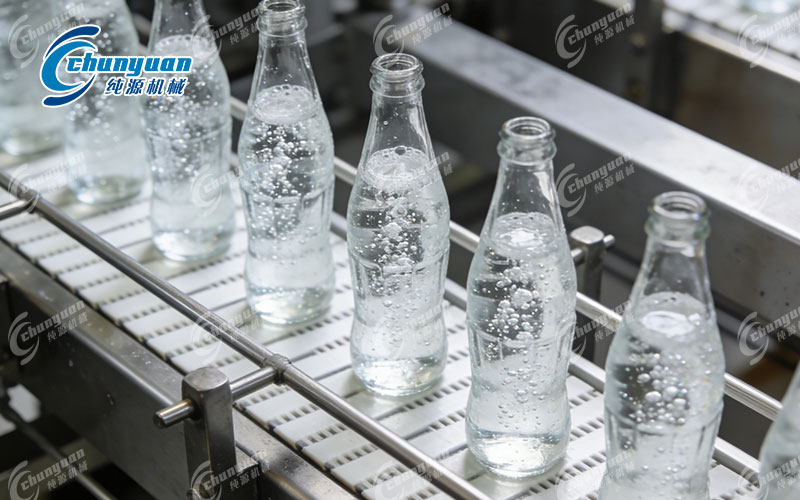 碳酸飲料灌裝機(jī)-1 碳酸飲料灌裝機(jī)-1