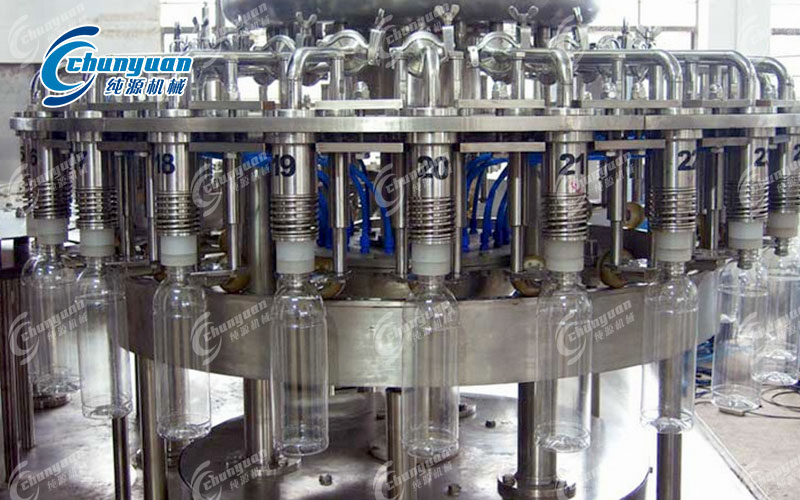 碳酸飲料灌裝機(jī)-3 碳酸飲料灌裝機(jī)-3