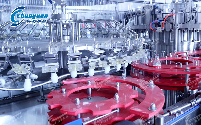 玻璃瓶飲料灌裝機(jī)-2 玻璃瓶飲料灌裝機(jī)-2